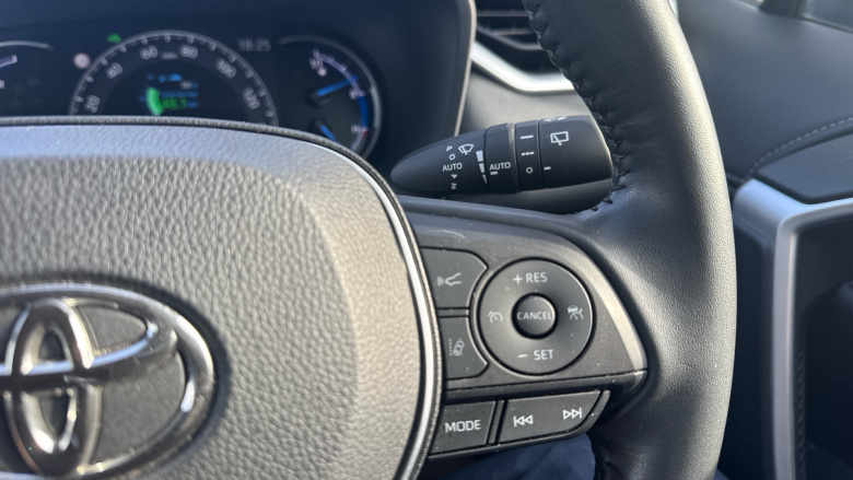 Toyota RAV4 2.5 VVT-i Hybrid Design 5dr CVT 2WD Hybrid Estate